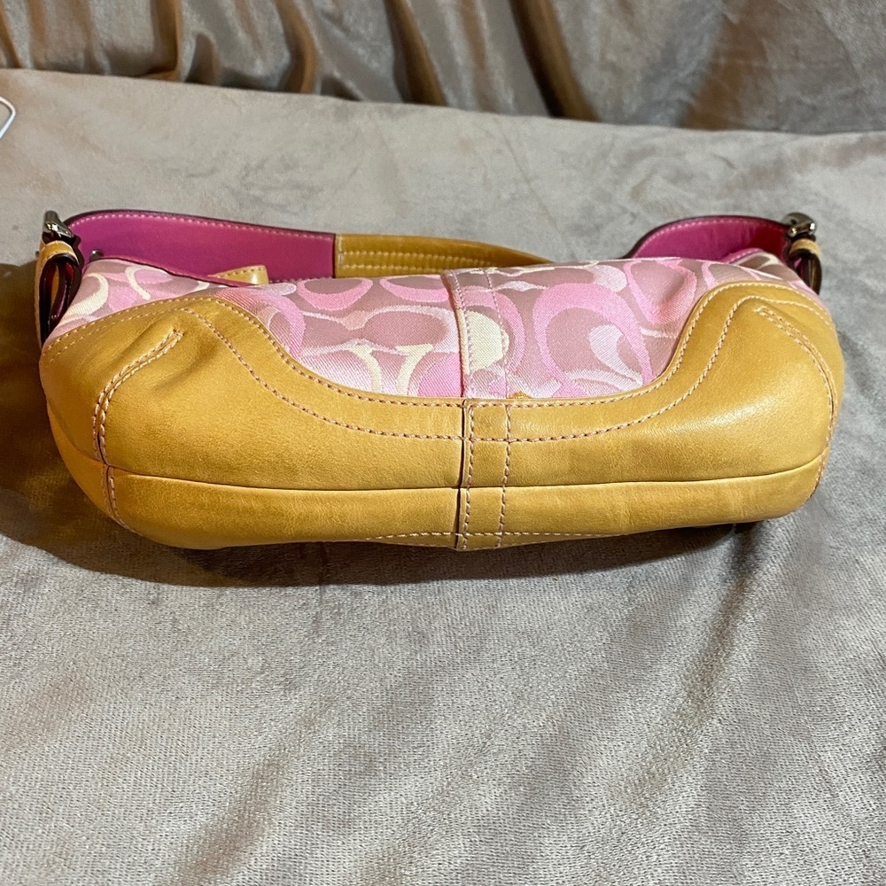Y2K Coach Pink Optic Soho Hobo Shoulder Bag - Picture 5 of 14